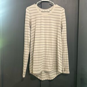 Lululemon Longsleeve Shirt - 12